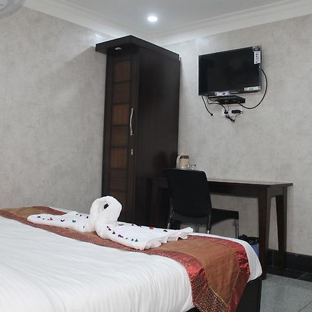 Hotel Silk Haldwāni المظهر الخارجي الصورة