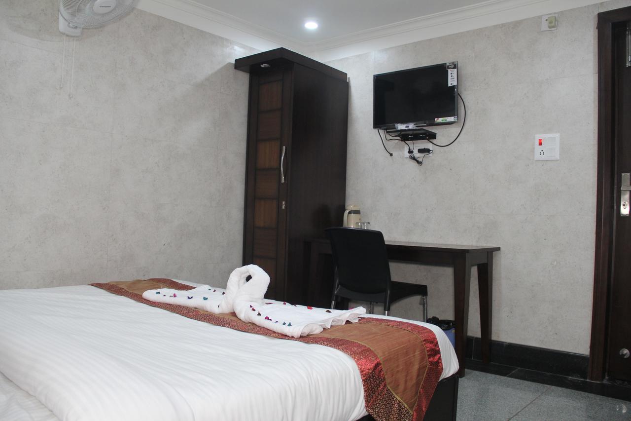 Hotel Silk Haldwāni المظهر الخارجي الصورة
