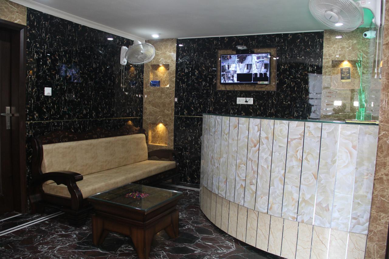Hotel Silk Haldwāni المظهر الخارجي الصورة